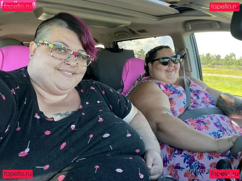 reenayestarr Onlyfans Photo Gallery 