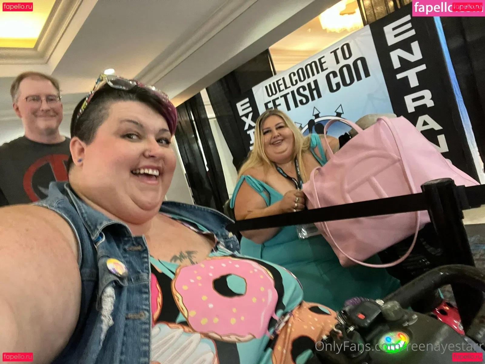 reenayestarr Onlyfans Photo Gallery 