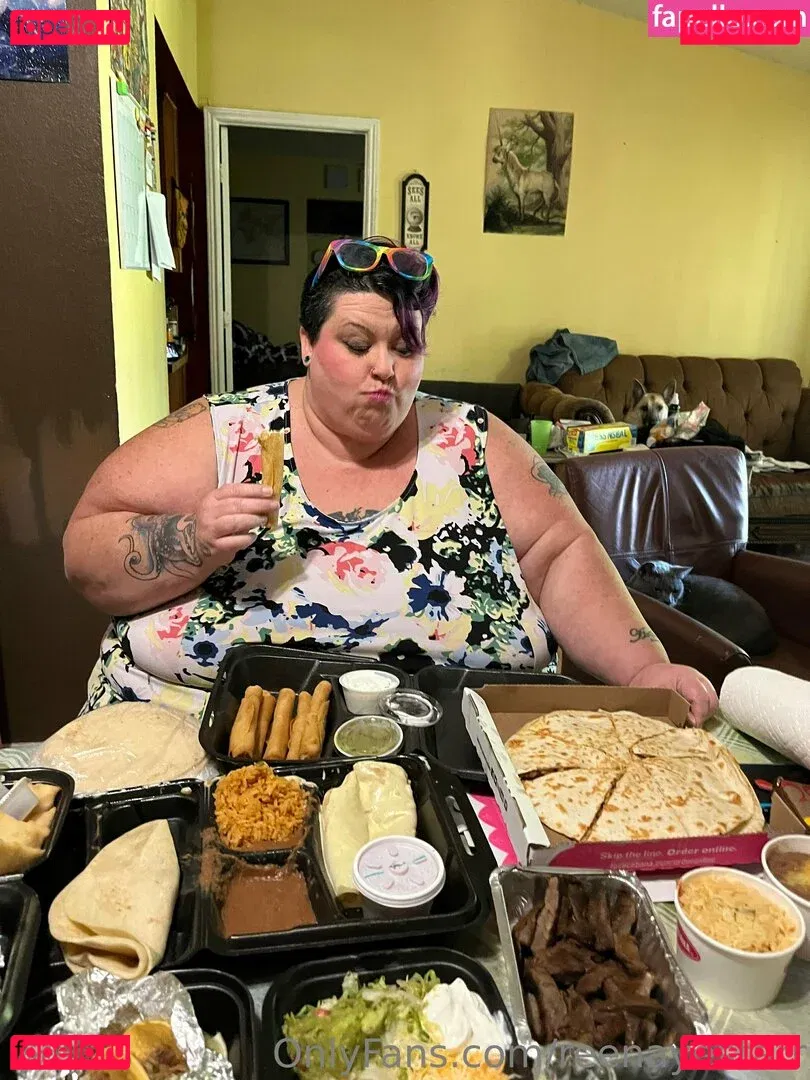 reenayestarr Onlyfans Photo Gallery 