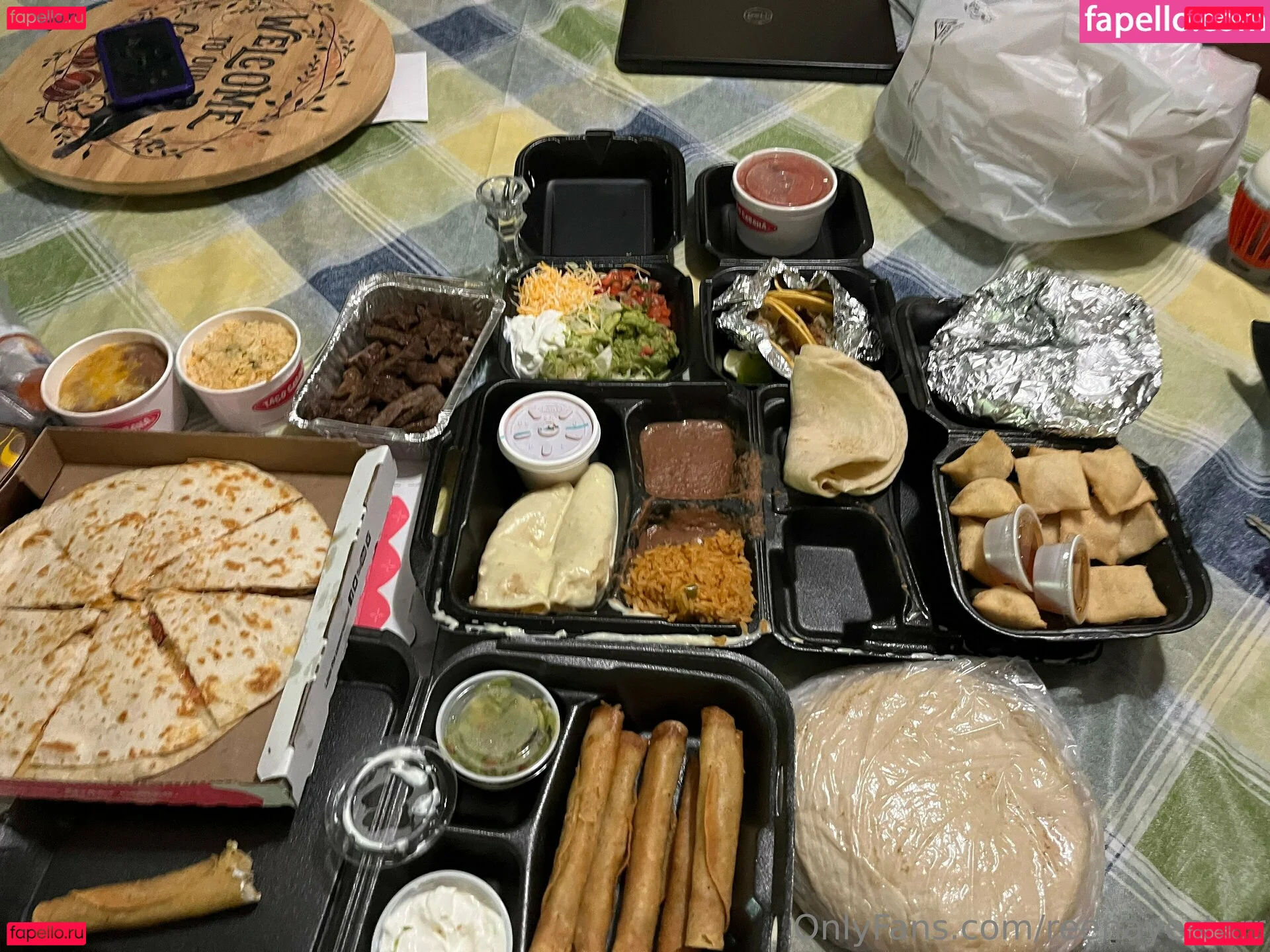 reenayestarr Onlyfans Photo Gallery 