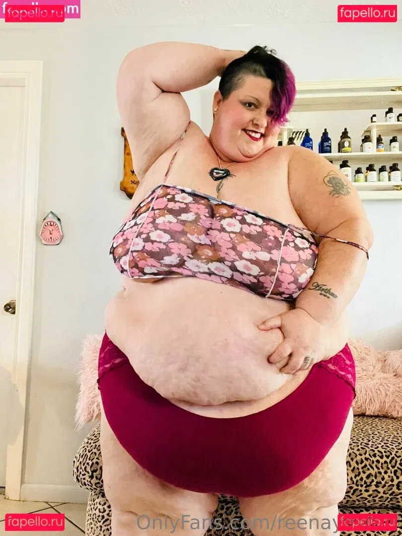 reenayestarr Onlyfans Photo Gallery 