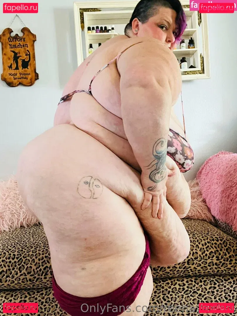 reenayestarr Onlyfans Photo Gallery 