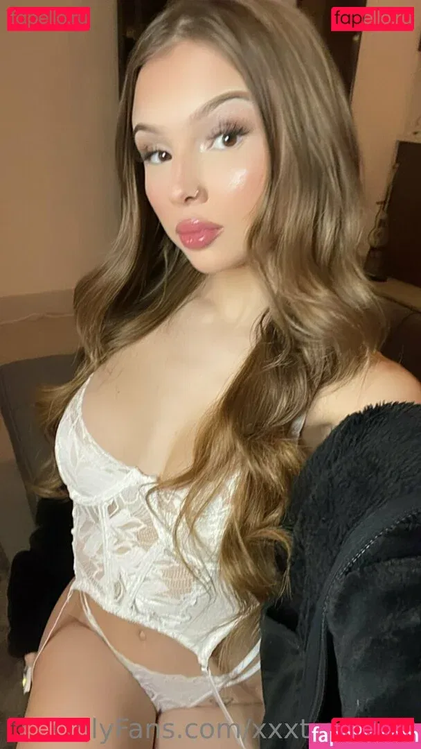 xxxtrahot18 Onlyfans Photo Gallery 