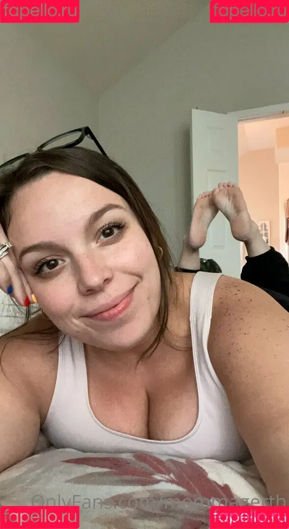 mommagerth Onlyfans Photo Gallery 
