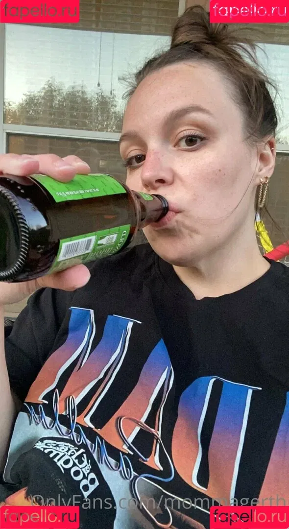 mommagerth Onlyfans Photo Gallery 
