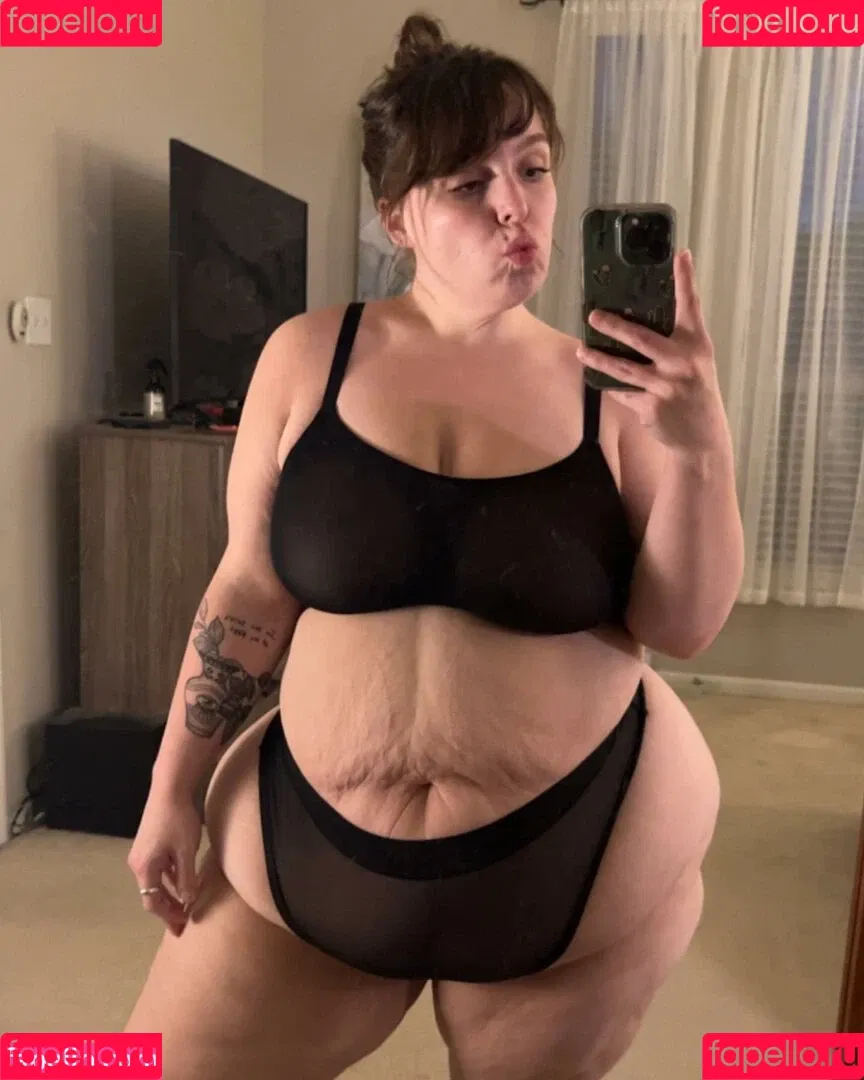 mommagerth Onlyfans Photo Gallery 