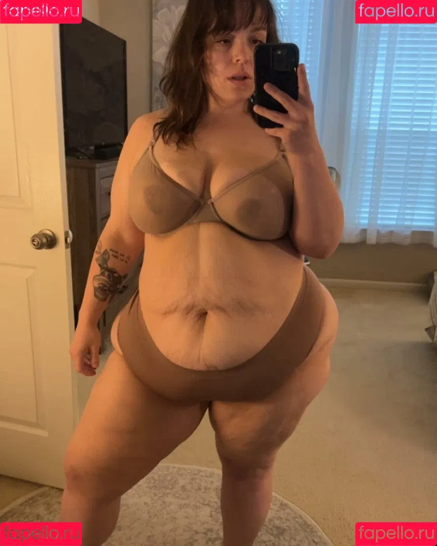 mommagerth Onlyfans Photo Gallery 