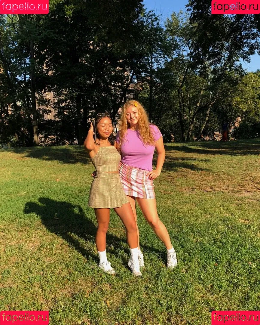 meakelena Onlyfans Photo Gallery 