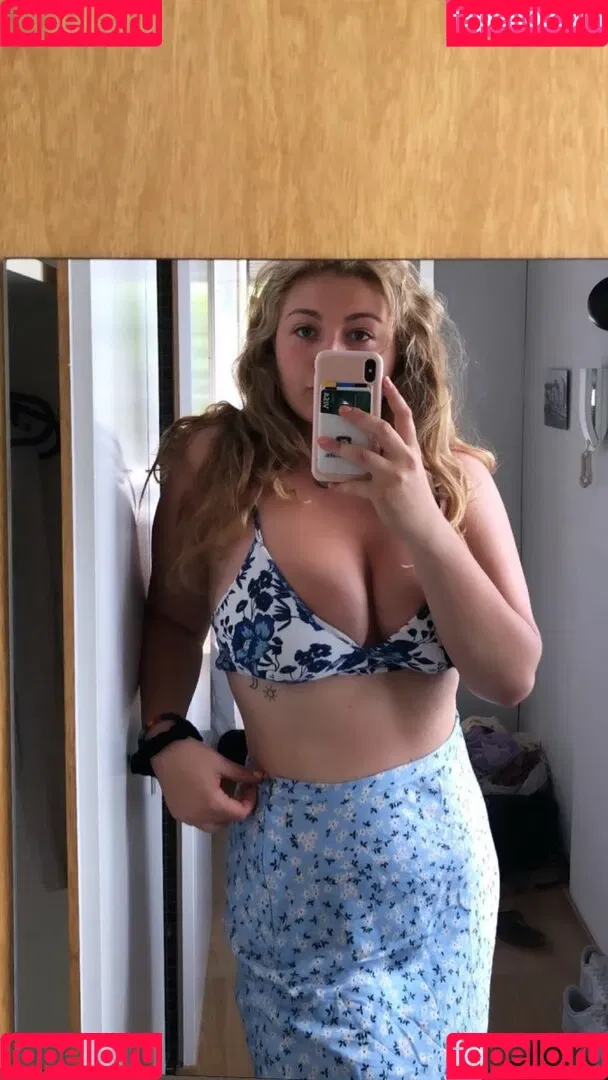 meakelena Onlyfans Photo Gallery 