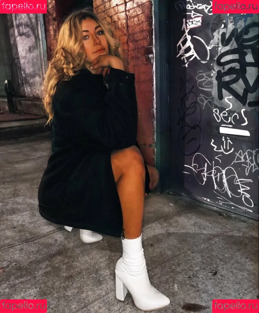 meakelena Onlyfans Photo Gallery 
