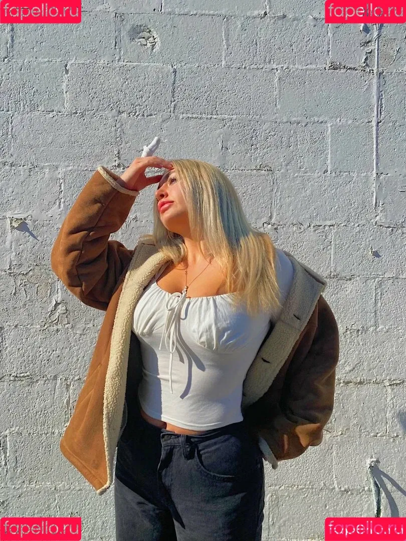 meakelena Onlyfans Photo Gallery 