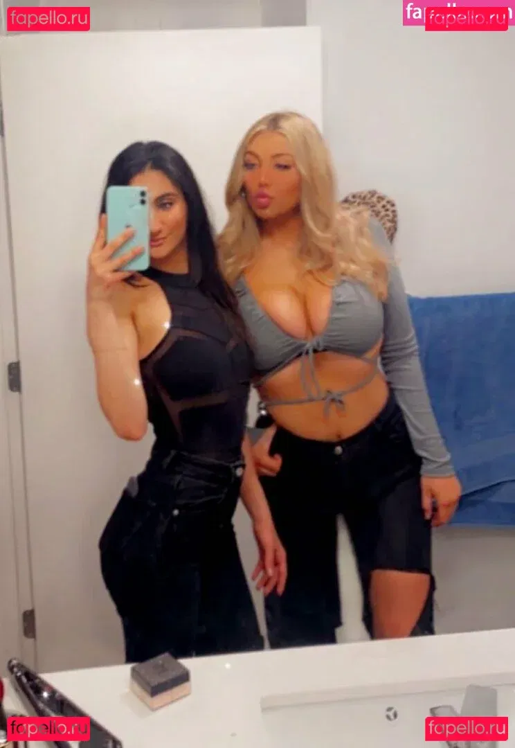 meakelena Onlyfans Photo Gallery 