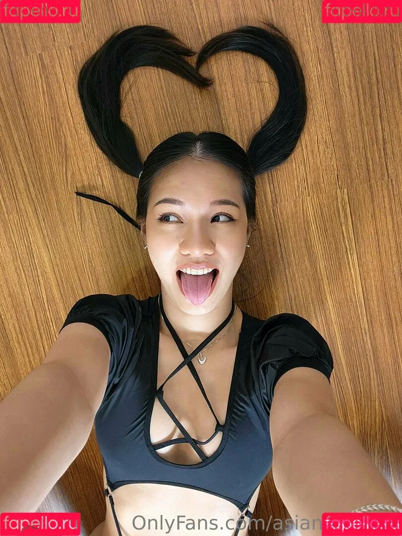 Asian Sexdoll Onlyfans Photo Gallery 