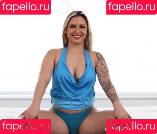 Naughty Mama Onlyfans Photo Gallery 