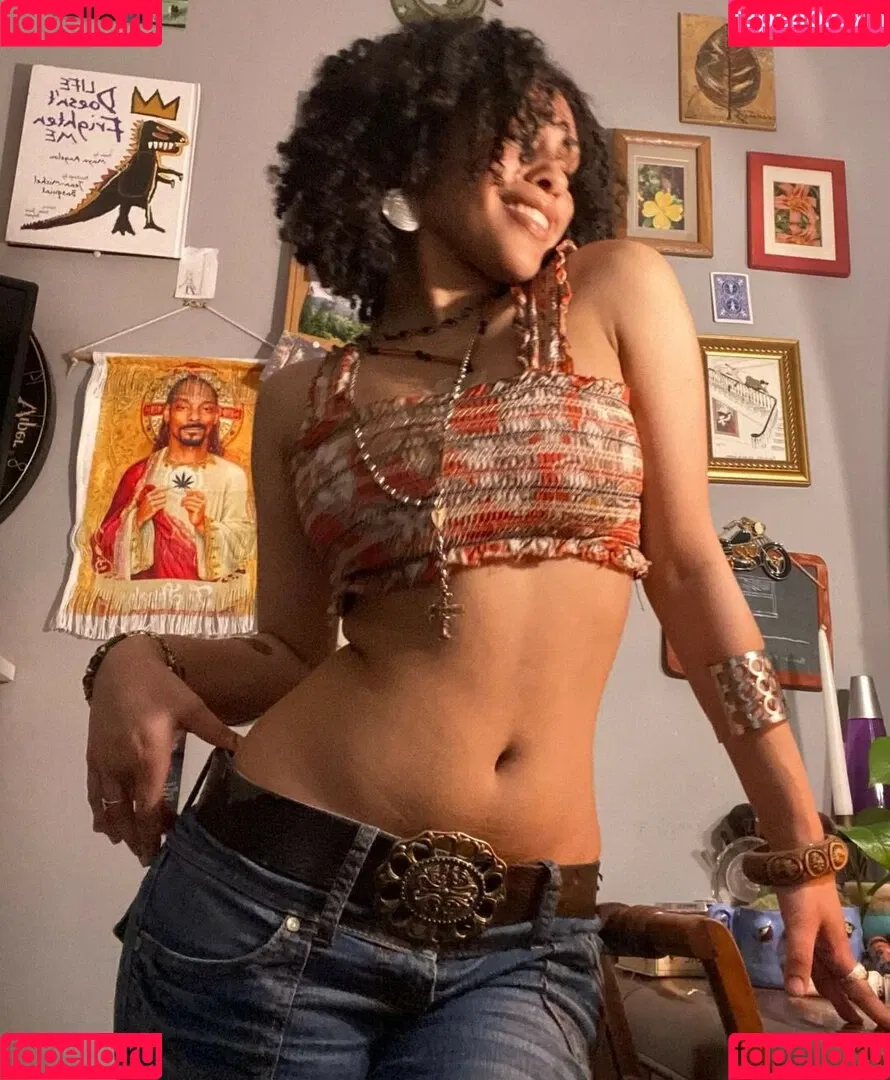 Aaliyeezy Onlyfans Photo Gallery 