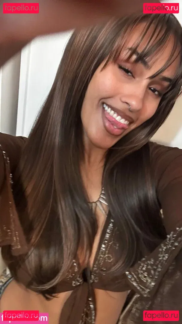 Aaliyeezy Onlyfans Photo Gallery 