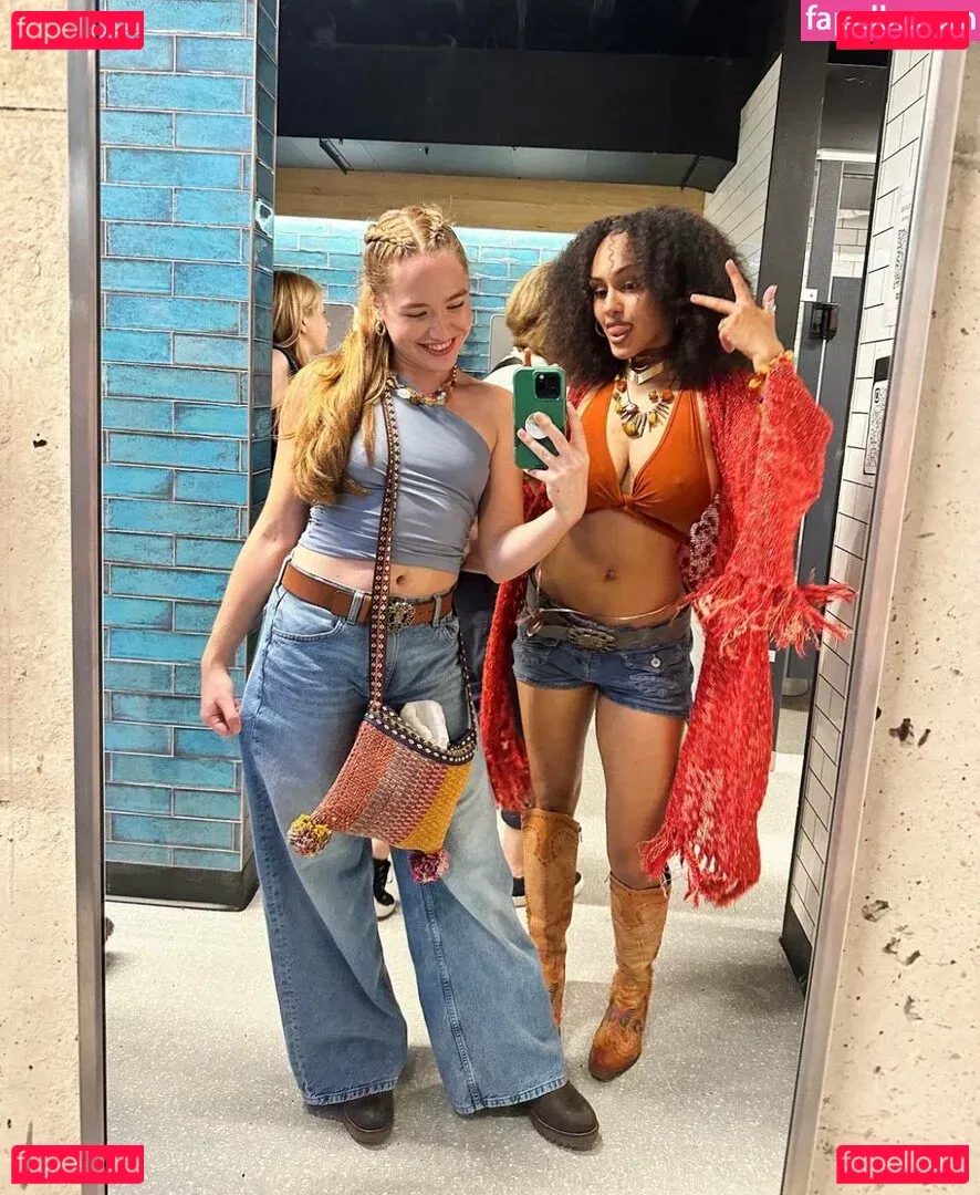 Aaliyeezy Onlyfans Photo Gallery 