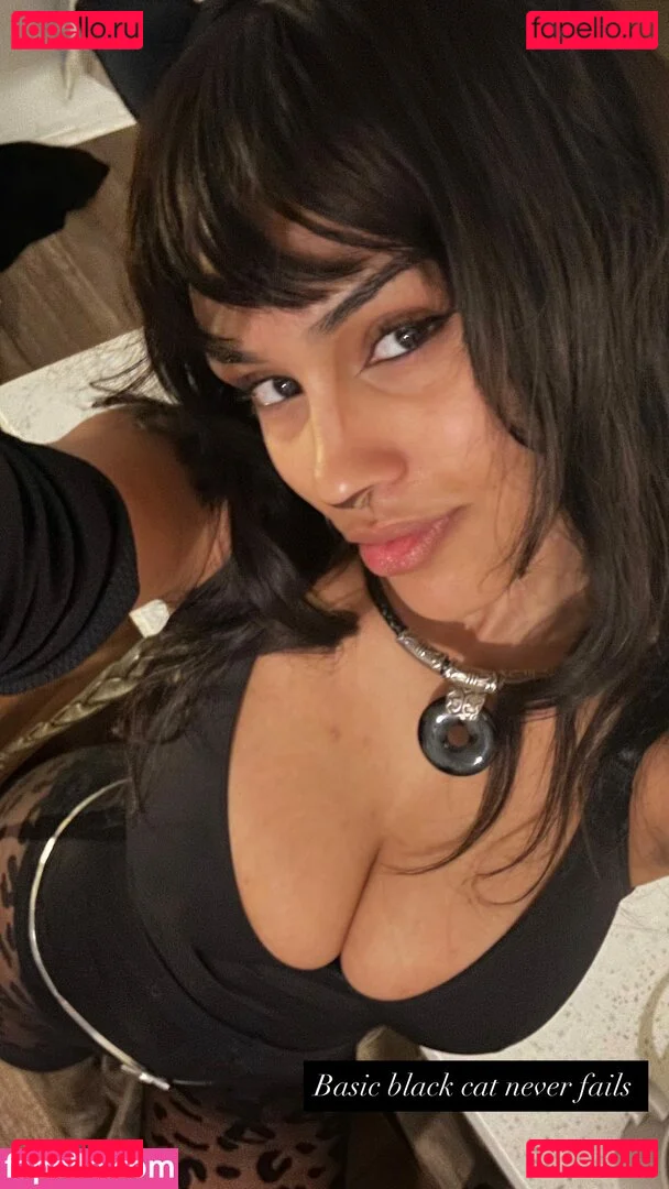 Aaliyeezy Onlyfans Photo Gallery 