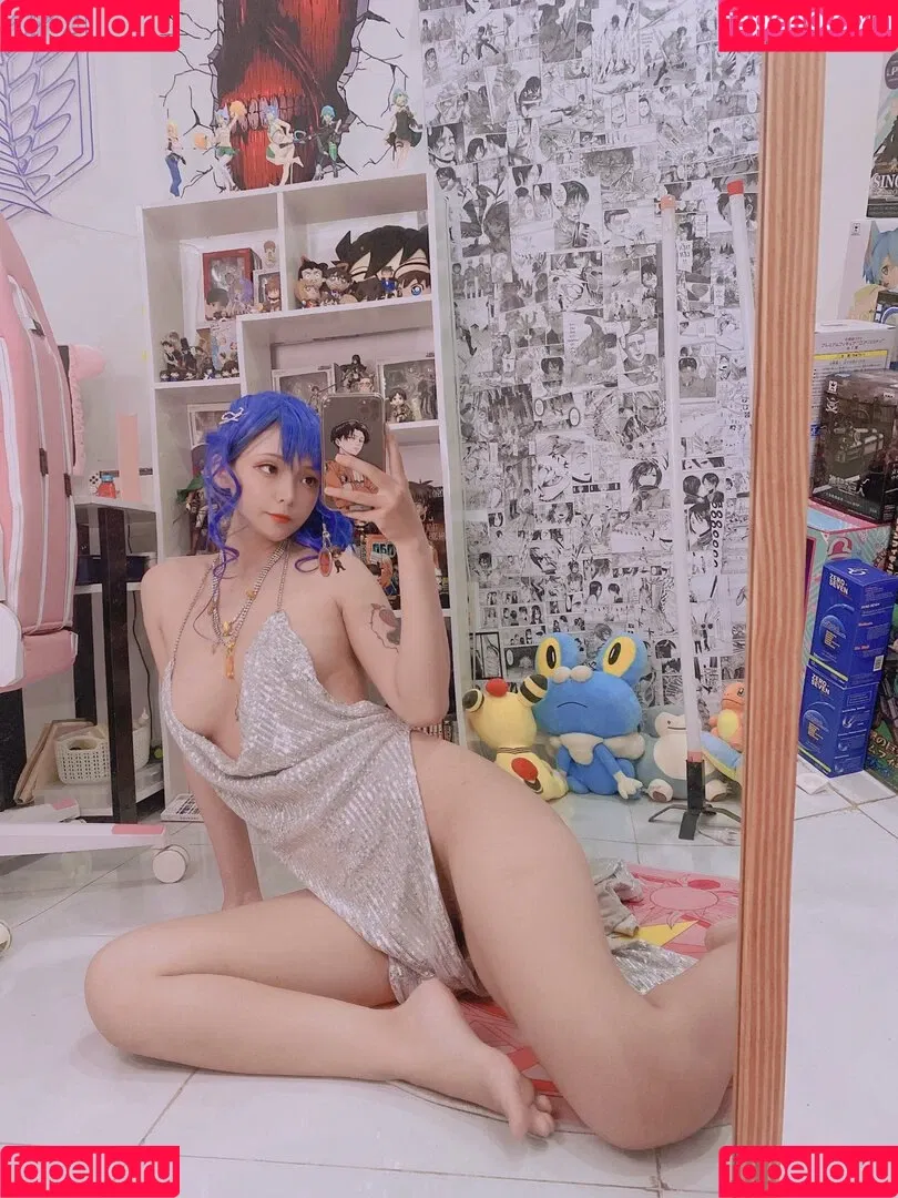 Umeko J. Onlyfans Photo Gallery 
