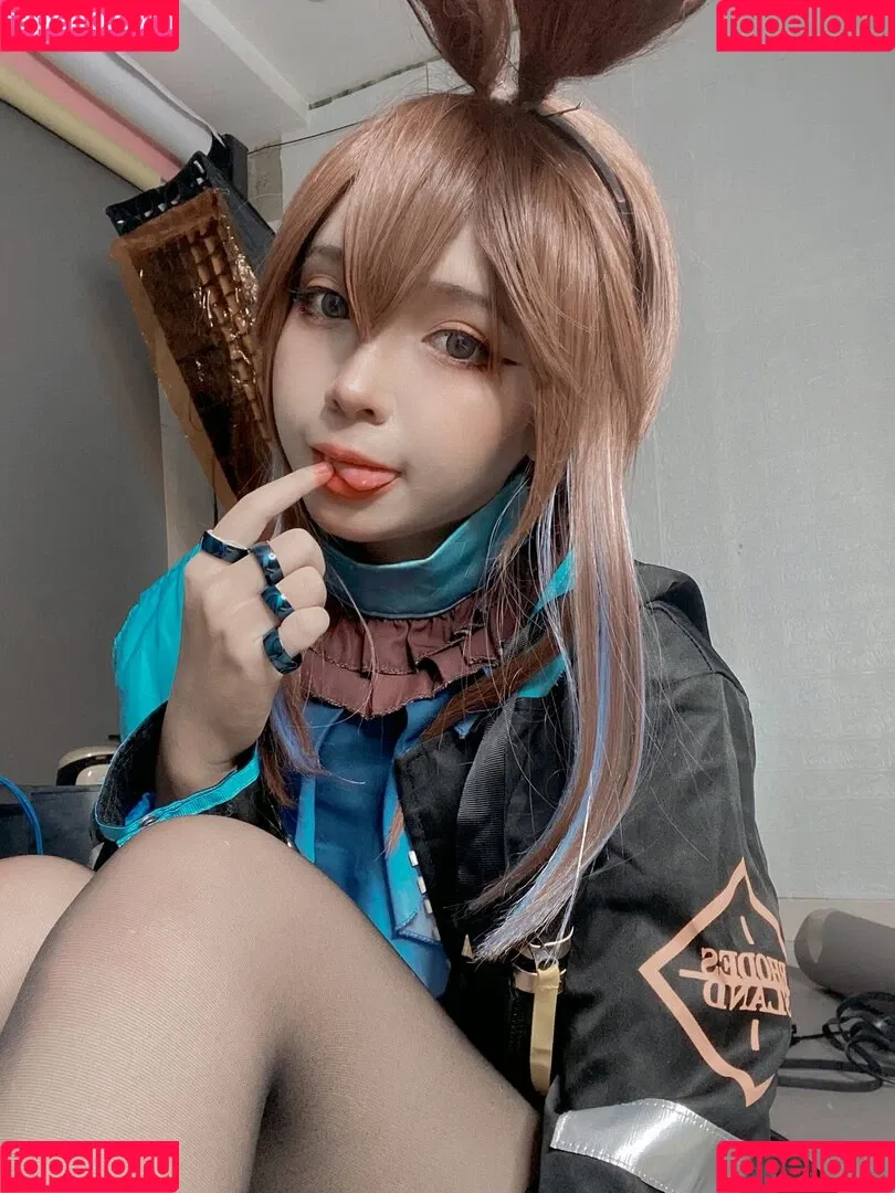 Umeko J. Onlyfans Photo Gallery 