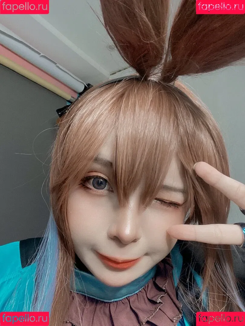 Umeko J. Onlyfans Photo Gallery 