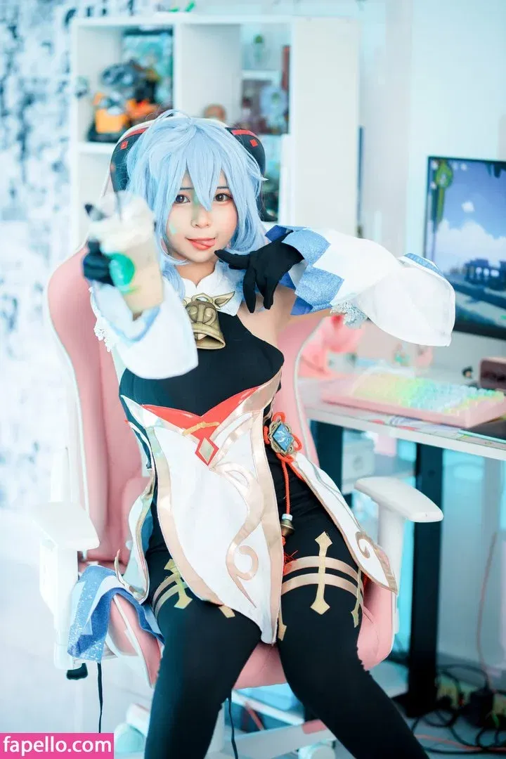 Umeko J. Onlyfans Photo Gallery 