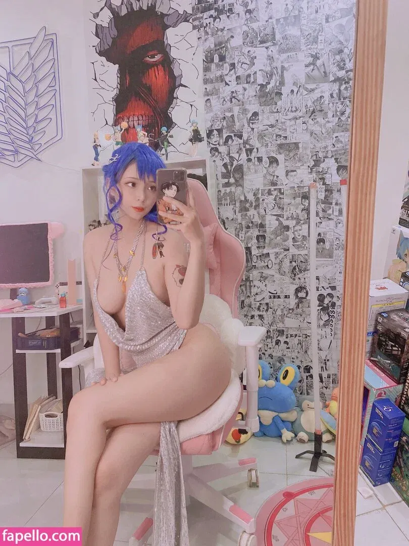 Umeko J. Onlyfans Photo Gallery 