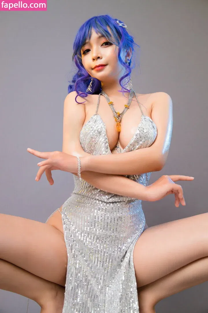 Umeko J. Onlyfans Photo Gallery 