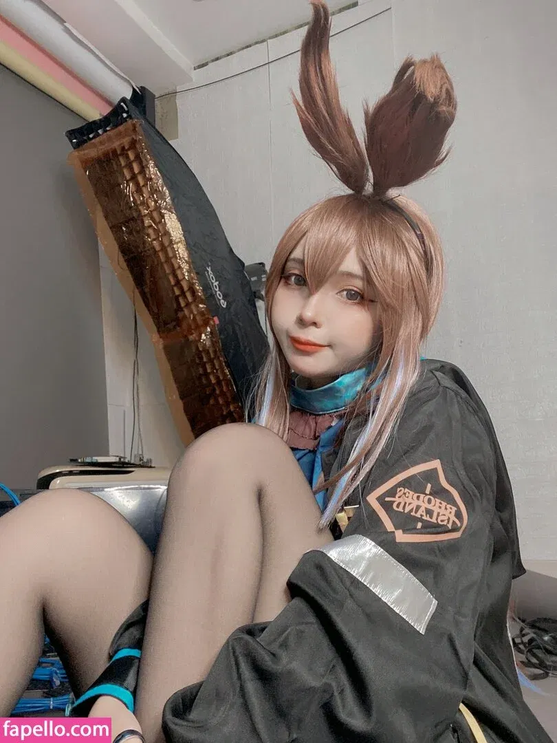 Umeko J. Onlyfans Photo Gallery 