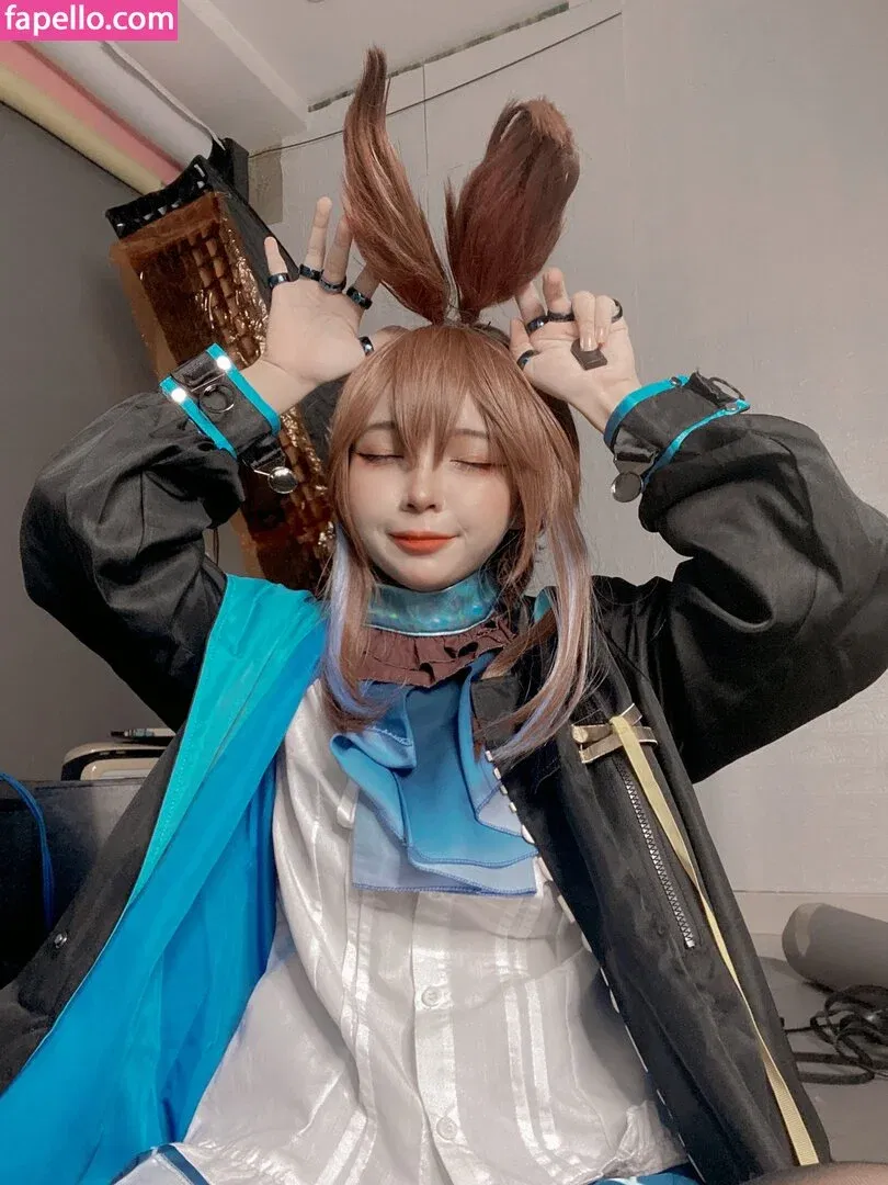 Umeko J. Onlyfans Photo Gallery 