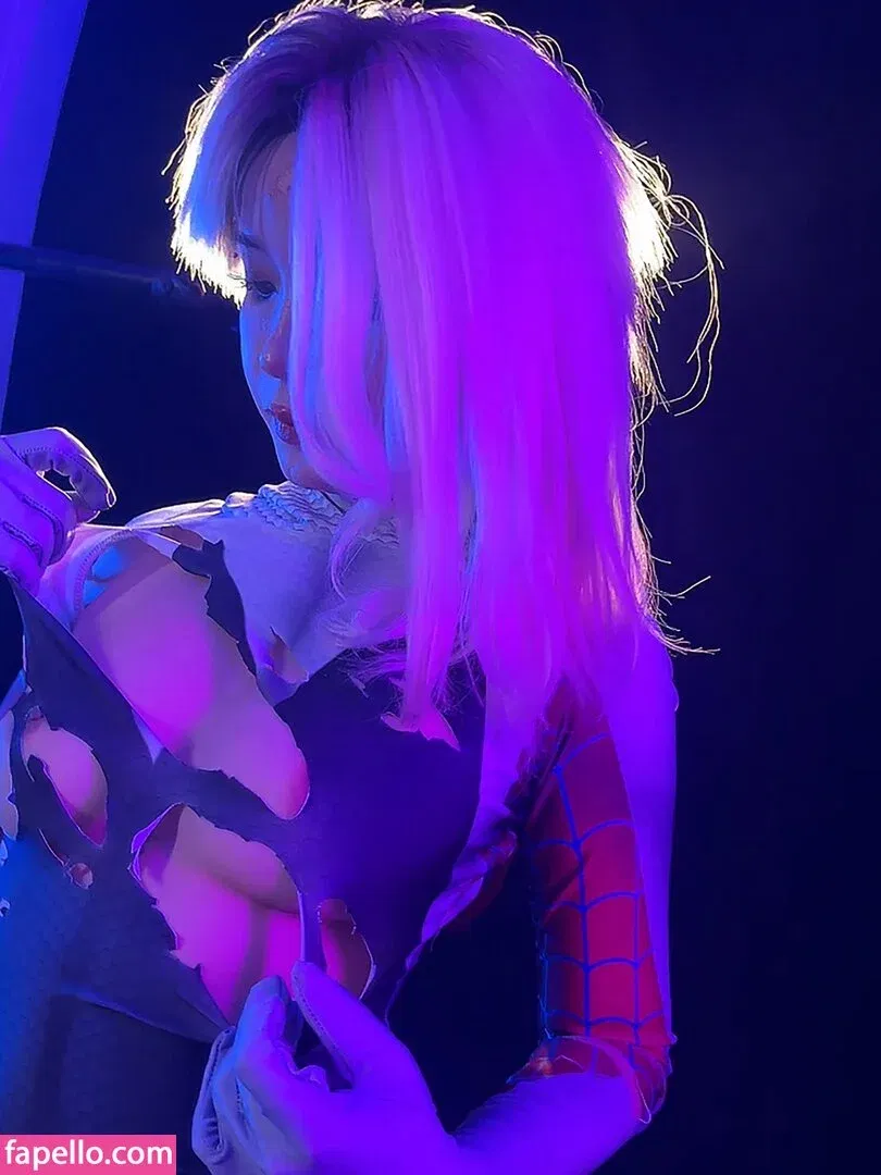 Umeko J. Onlyfans Photo Gallery 