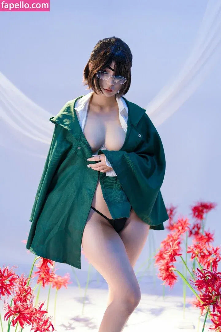 Umeko J. Onlyfans Photo Gallery 