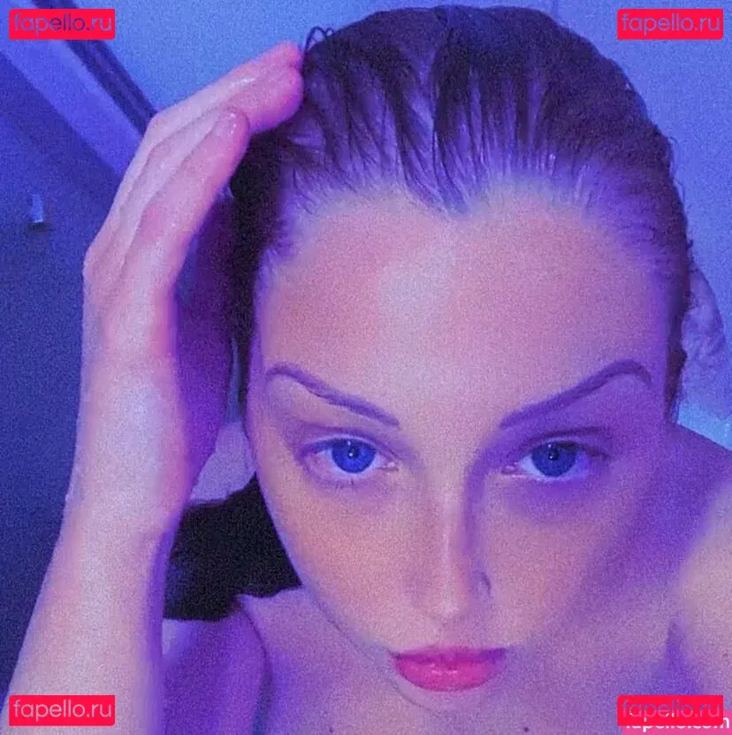 Preroll Princess Onlyfans Photo Gallery 