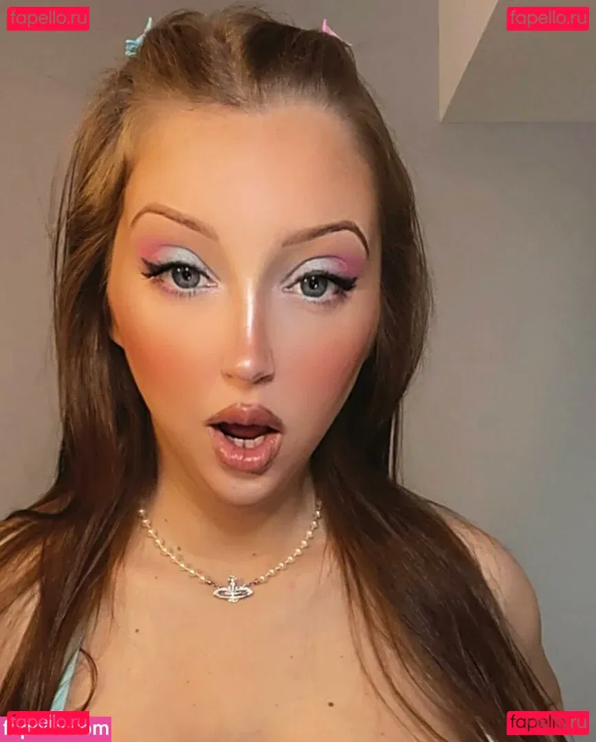 Preroll Princess Onlyfans Photo Gallery 