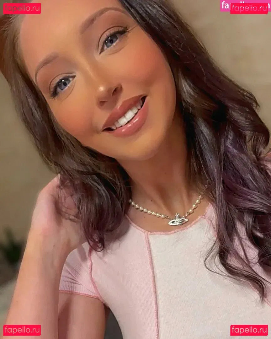 Preroll Princess Onlyfans Photo Gallery 