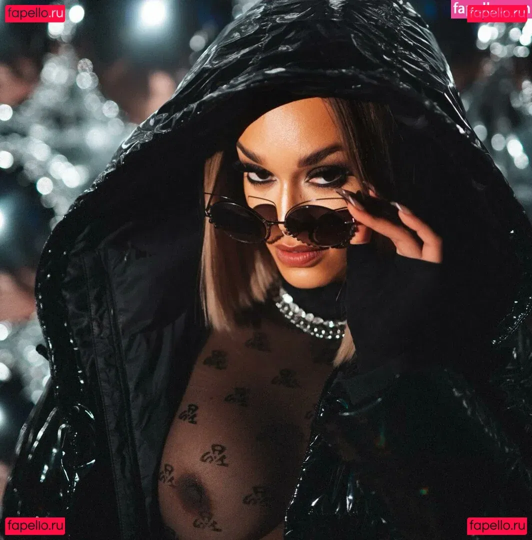 Pearl Thusi Onlyfans Photo Gallery 