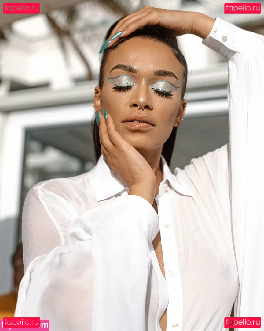 Pearl Thusi Onlyfans Photo Gallery 