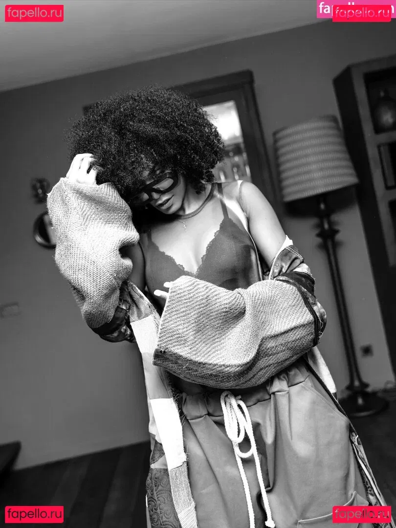Pearl Thusi Onlyfans Photo Gallery 