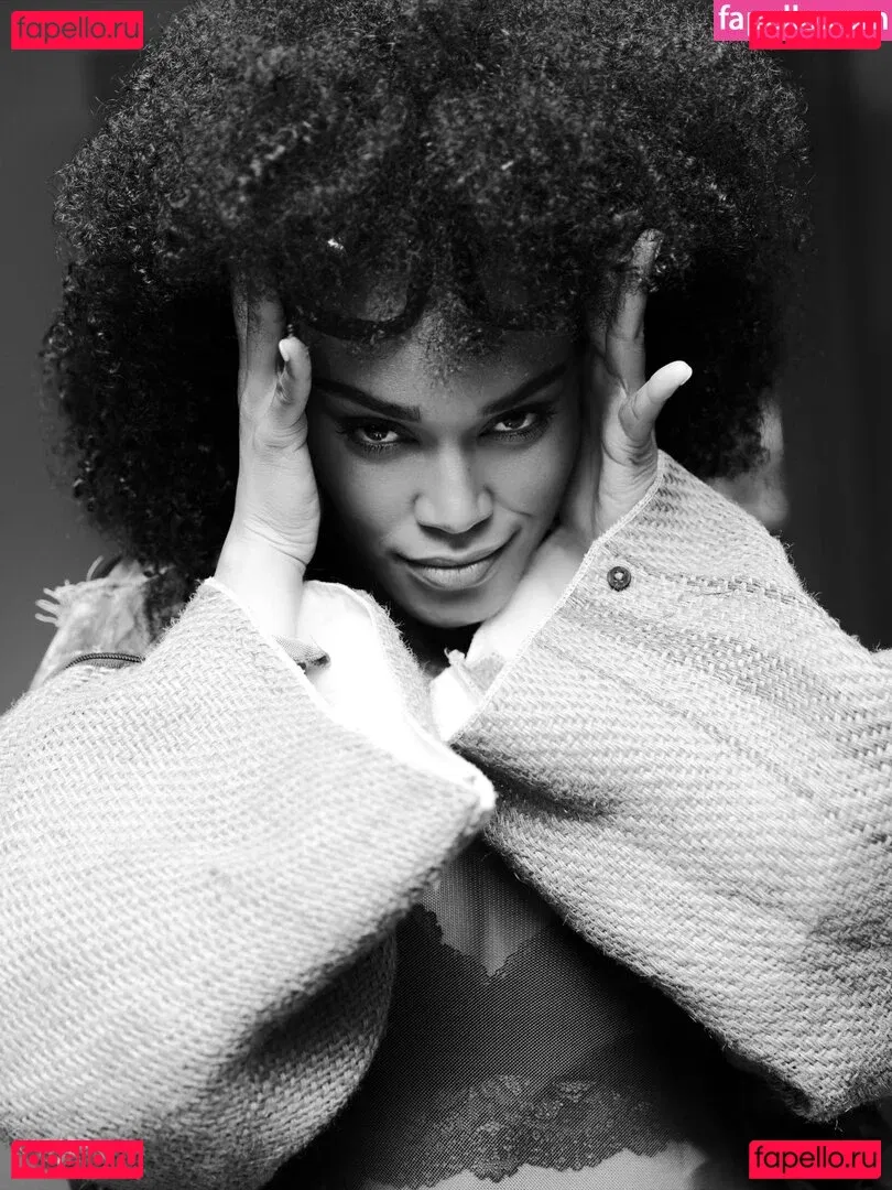 Pearl Thusi Onlyfans Photo Gallery 