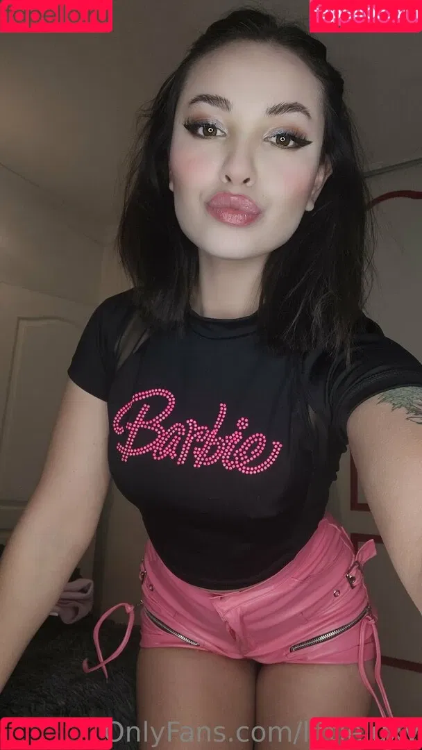 littleluxy Onlyfans Photo Gallery 