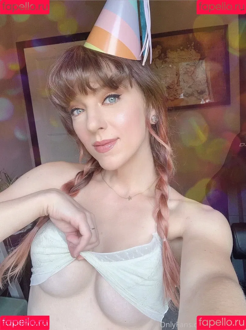 April Gloria Onlyfans Photo Gallery 