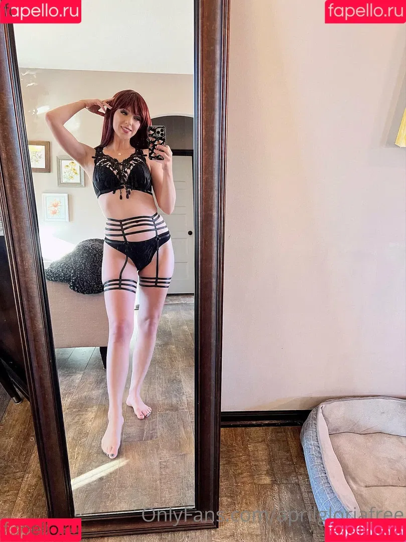 April Gloria Onlyfans Photo Gallery 
