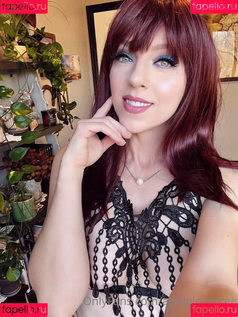 April Gloria Onlyfans Photo Gallery 
