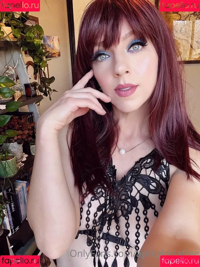 April Gloria Onlyfans Photo Gallery 