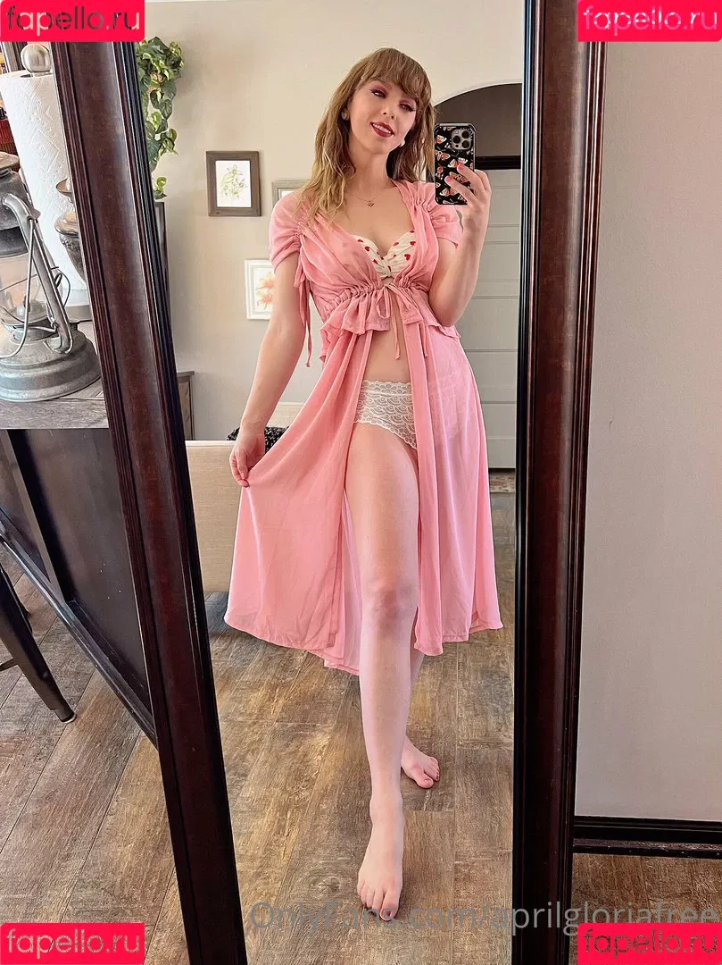 April Gloria Onlyfans Photo Gallery 