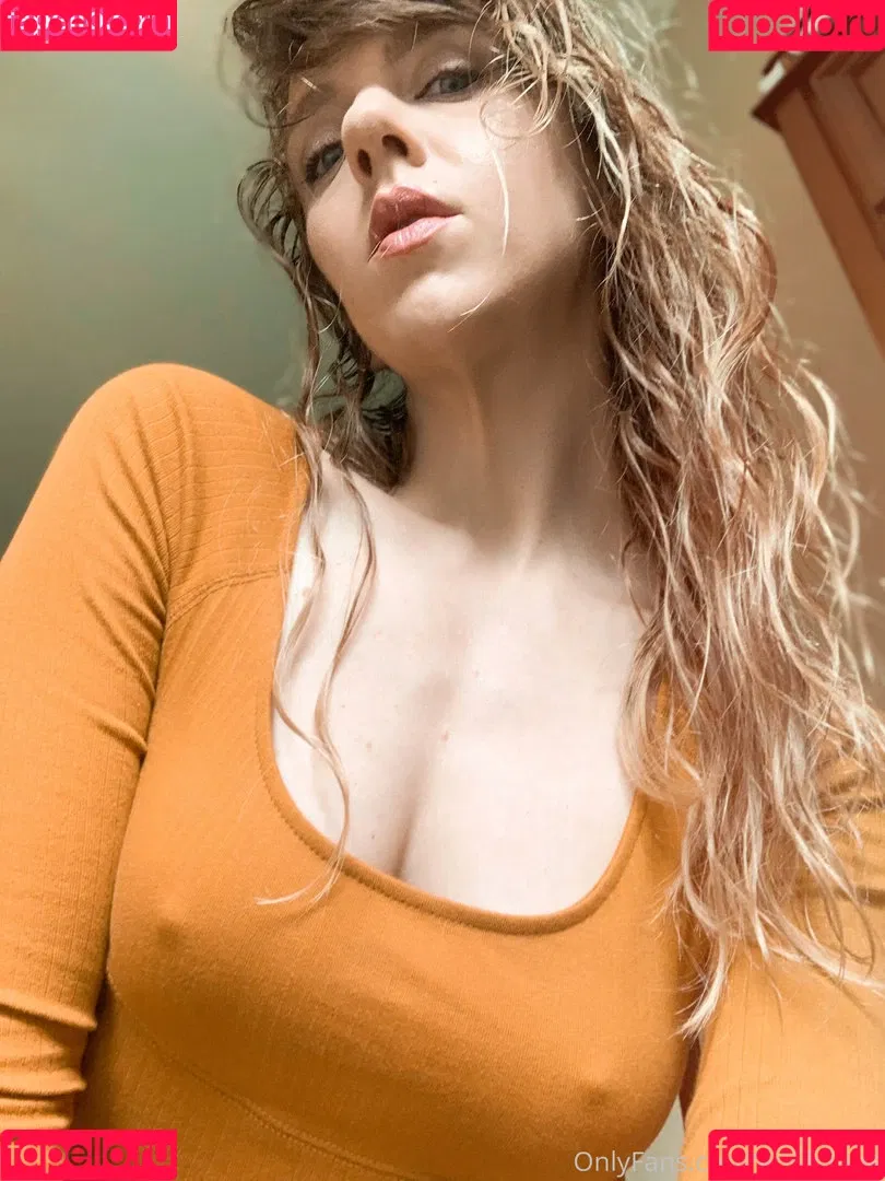 April Gloria Onlyfans Photo Gallery 