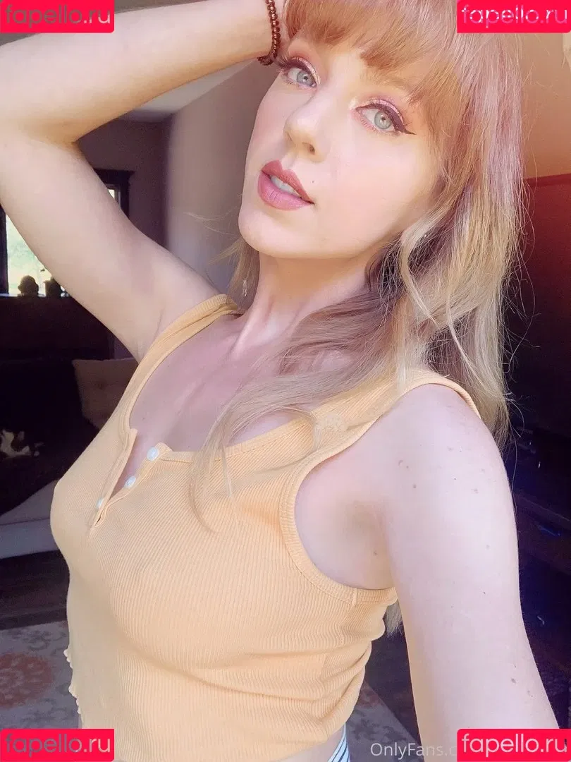 April Gloria Onlyfans Photo Gallery 