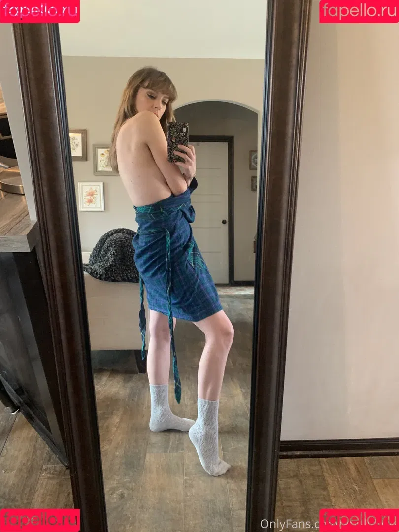 April Gloria Onlyfans Photo Gallery 