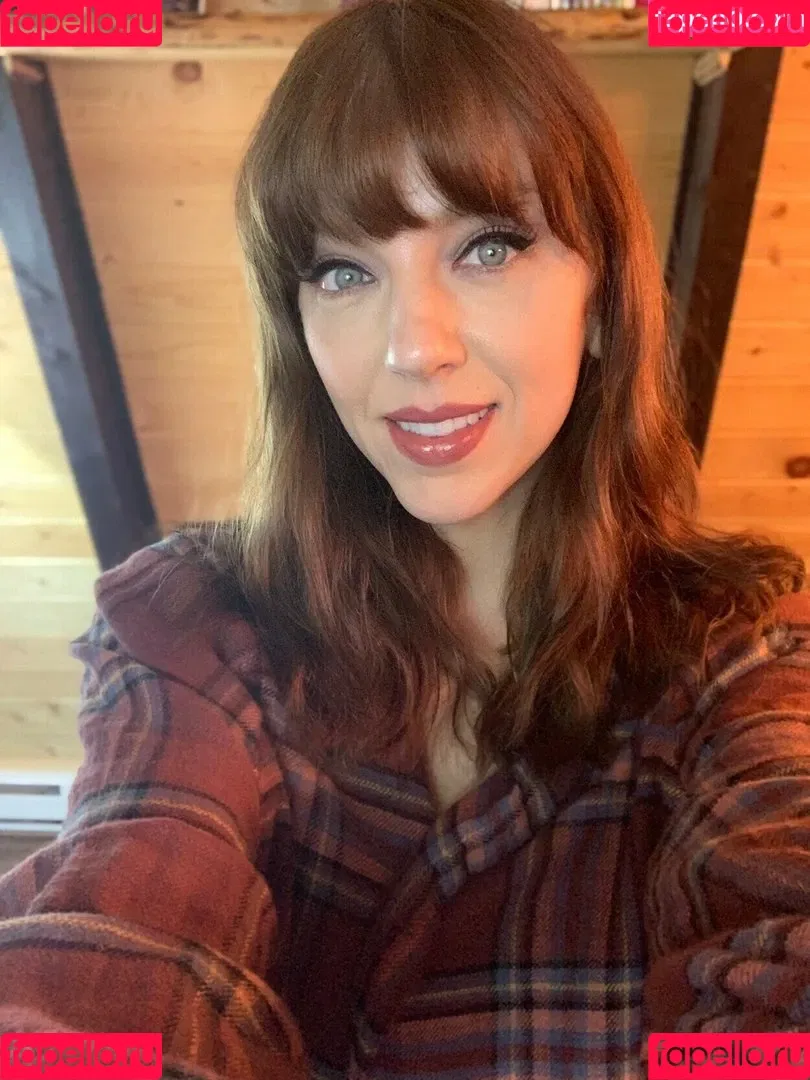 April Gloria Onlyfans Photo Gallery 