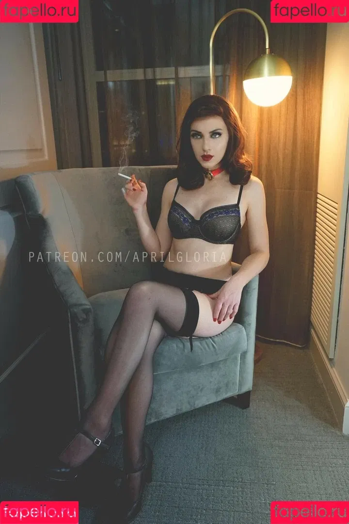 April Gloria Onlyfans Photo Gallery 